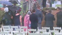 Prince Harry and Meghan watching aboriginal dancers News Clip