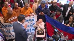 CLEAN : Cambodian opposition leader blocked at Paris airport 2 News Clip