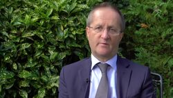 CLEAN : Queen's death a 'psychological blow' to Britain - expert News Clip