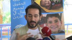 Actor Ahmed Helmy visits Syrian kids in Zaatari camp Instructional Video