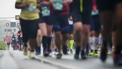 City marathon runners Stock Footage