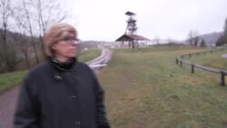 CLEAN : Voices of French voters: Véronique Ricard, a factory worker News Clip