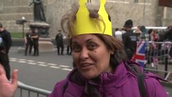 Fans react after seeing newly-wed royal couple Instructional Video