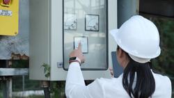 High Five Facts - Circuits Instructional Video