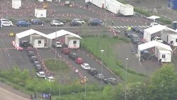 UK: Drive through coronavirus testing centre in Brighton News Clip