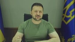 Zelensky calls for "agreements" to be made into "real projects" to help his country's recovery News Clip