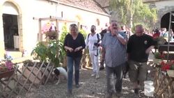 CLEAN : French far right leader visits owner of mutilated horses, discusses animal welfare News Clip