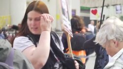 CLEAN : Hundreds of people gather in Brussels to protest against Julian Assange's US extradition News Clip