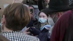 Strangers provide shelter for Ukrainians fleeing war News Clip