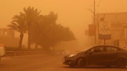 CLEAN : Iraq at a standstill during latest sandstorm News Clip