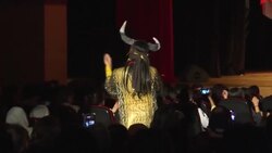 CLEAN : Morocco's gender-challenging artists take to the stage News Clip