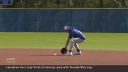 Joey Votto signs minor-league deal with the Toronto Blue Jays News Clip