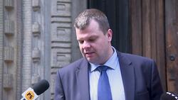 Court to decide on Hungary ship captain arrest Instructional Video