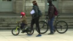 CLEAN : Coronavirus: streets of Bordeaux empty as French restrictions come into effect News Clip