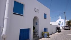 Greece’s Iconic Blue & White Buildings Explained Instructional Video
