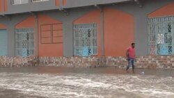 CLEAN : Floods in Mauritania leave Nouakchott residents ankle-deep in water News Clip