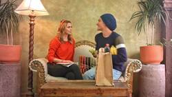 Learn Spanish | Present Tense Story | La tienda Instructional Video