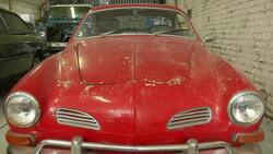 Ultra Low Emission Zone: Startup turns cars electric ++REPLAY++ News Clip