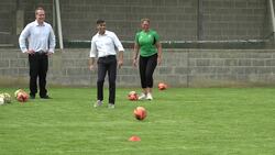 Sunak reveals Nando's order as he plays football with Wantage Town's girls team News Clip