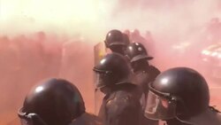 Catalan separatists clash with police in Barcelona Instructional Video