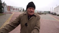 VOICED : Los rusos que cierran los ojos ante la guerra que estalla a pocos kilómetros News Clip