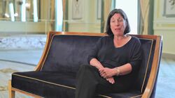 How to Pick a Wedding Photographer Instructional Video