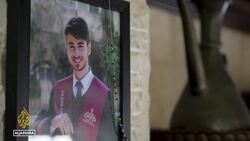 Symbol of solidarity: People around the world don the Palestinian keffiyeh News Clip