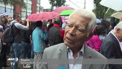 VOICED : Mexico llora y canta tras muerte de su idolo musical Jose Jose News Clip