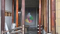 CLEAN : Ukrainians despair at looting as Russia retreats News Clip