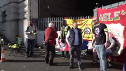 Mick Whelan joins picket line at Waterloo as train drivers continue walk out News Clip