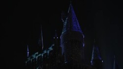 Wizarding World of Harry Potter attraction is ready for Christmas in Hollywood News Clip