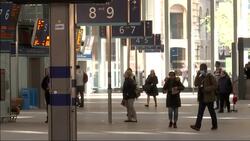 UK: London Bridge Station during Coronavirus epidemic. News Clip