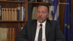 ECB’s Stournaras Says Virus Bond-Plan Exit Depends on Inflation News Clip