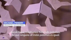 CLEAN : Palomas de papel en la Catedral de Washington simbolizan la esperanza en 2021 News Clip