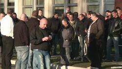 CLEAN : Goodyear French workers face off over 'bos News Clip