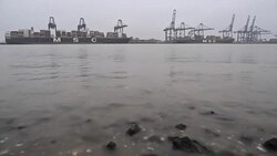 CLEAN : STOCKSHOTS: Felixstowe, Britain's largest container port News Clip