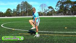 #5. How to teach: Controlling › Touch & trap | Soccer skills in PE (grade K-6) Instructional Video
