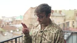 A Canadian's close call in a Donbas trench News Clip