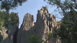 Cliffs of Diamond Gorge, Mornington sanctuary Stock Footage