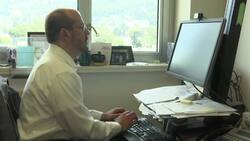 High court says Apple lawsuit can move ahead News Clip