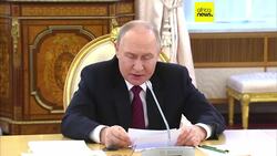 Putin hosts talks with African leaders on security News Clip