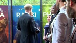 Prince Harry and Meghan Markle Talk to the Cast of the Lion King (2019) News Clip
