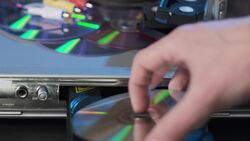 I WONDER - How Does A Laser Beam Work To Read Data? Instructional Video