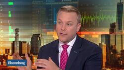 How Bechmark's Kevin Kelly Is Trading Macerich News Clip