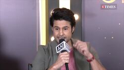 Emraan Hashmi, Rajeev Khandelwal, Mahima Makwana & Shriya Saran get candid on 'Showtime' News Clip