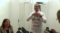 CLEAN : Asylum seeker actor Nazif Mujic hopeful at News Clip