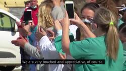 Portuguese emergency services pay tribute to front-line health-care workers across the country News Clip