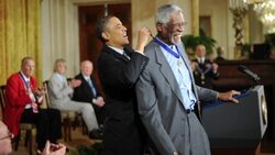 CLEAN : PROFILE: NBA legend Bill Russell News Clip