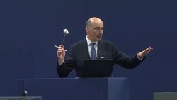 CLEAN : Early Renaissance painting found in French kitchen fetches 24 mn euros News Clip