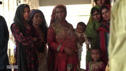 Thousands evacuated as India Pakistan brace for Cyclone Biparjoy News Clip